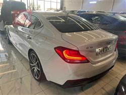 جنسس G70